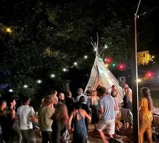 De Mazies Aveyron Apartament *